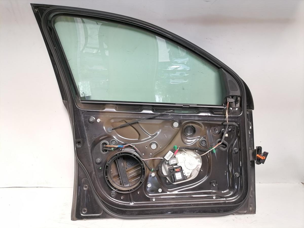 VW Golf 5 original T&uuml;r vorn links LC9Z Black Magic 5-T&uuml;rer Flie&szlig;heck Bj.2004